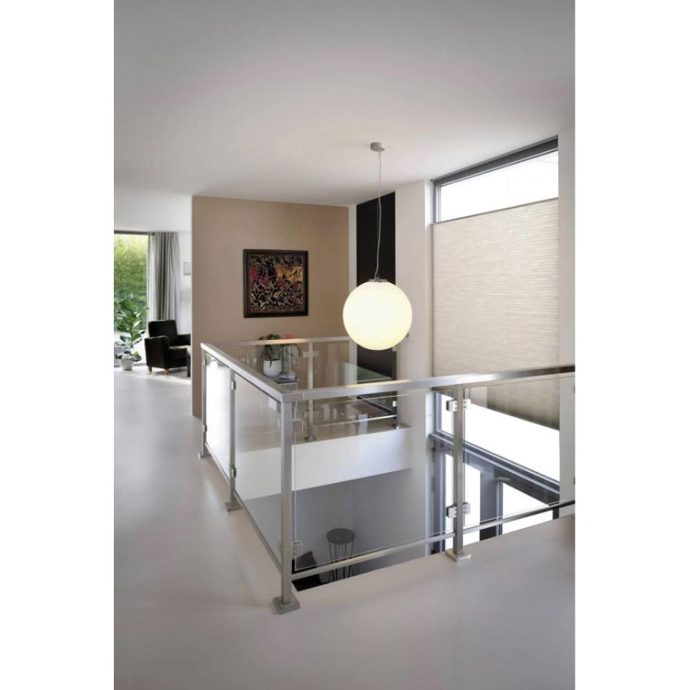 lepcsohaz irodahaz modern design gomb nagymeretu fuggesztek nappali konyha iroda mennyezeti vilagitas lampabolt lampa uzlet lakberendezes.jpg